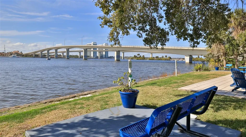 411 N Halifax Avenue Daytona Beach FL 32118