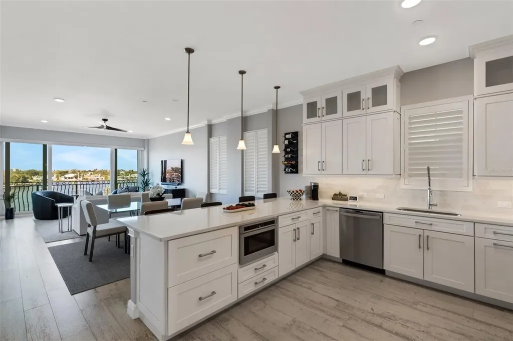 501 Tamiami Trail N Venice FL 34285