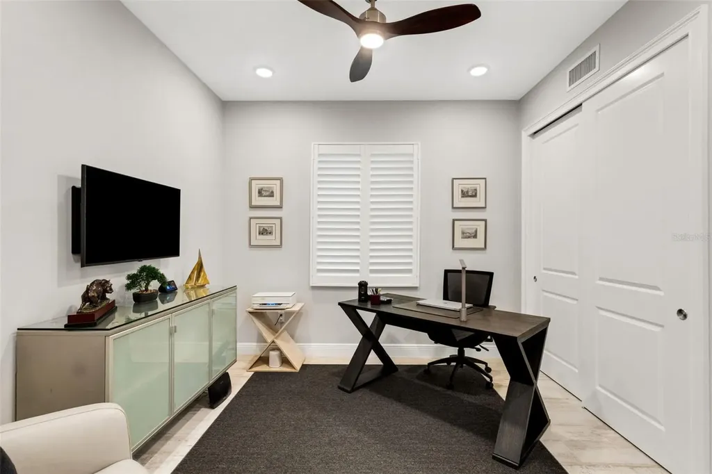 501 Tamiami Trail N Venice FL 34285