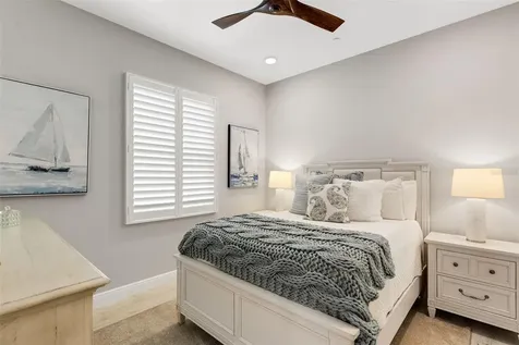 501 Tamiami Trail N Venice FL 34285