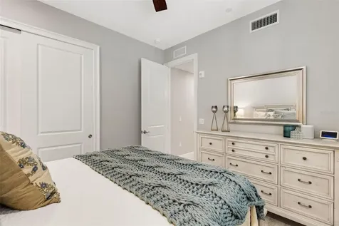 501 Tamiami Trail N Venice FL 34285