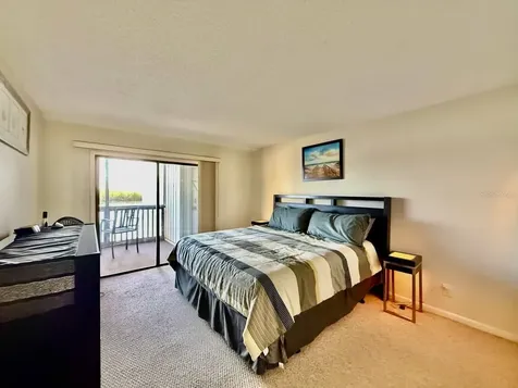 821 Bahia Del Sol Drive Ruskin FL 33570