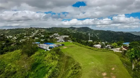 7784 Cañaboncito Caguas PR 00725