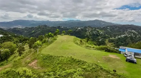 7784 Cañaboncito Caguas PR 00725