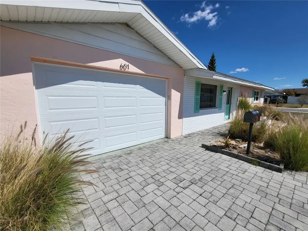 601 Allegheny Drive Sun City Center FL 33573