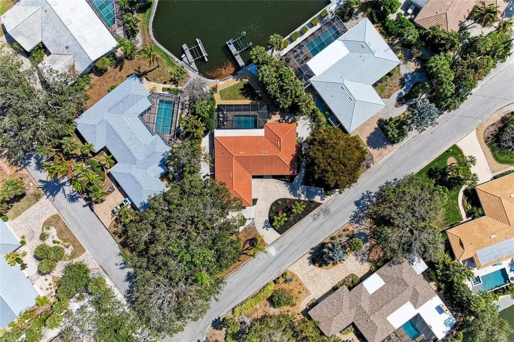 5507 Contento Drive Sarasota FL 34242