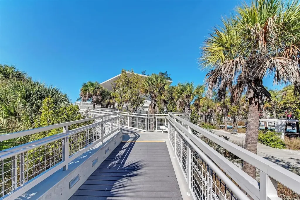 5507 Contento Drive Sarasota FL 34242