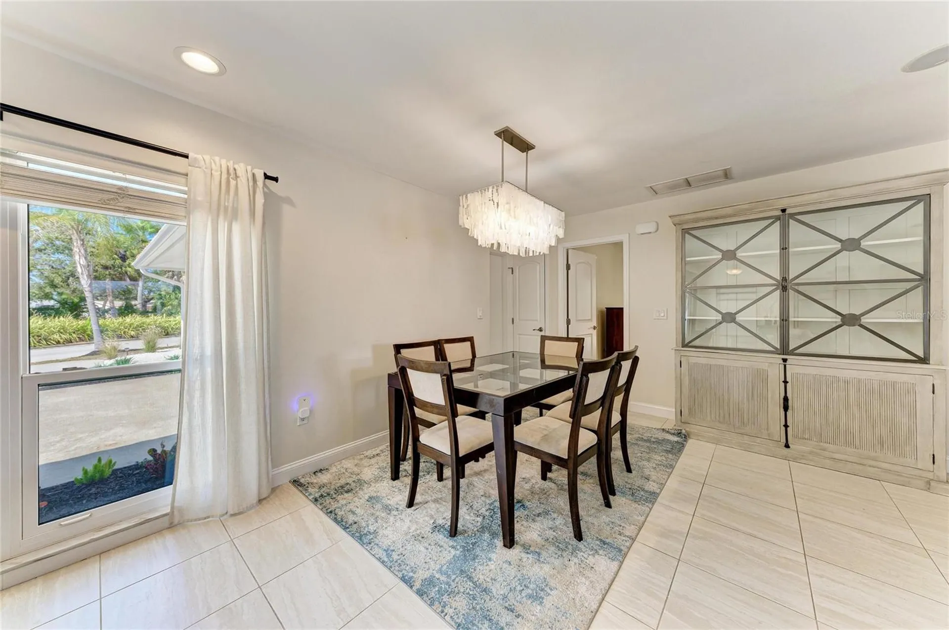 5507 Contento Drive Sarasota FL 34242