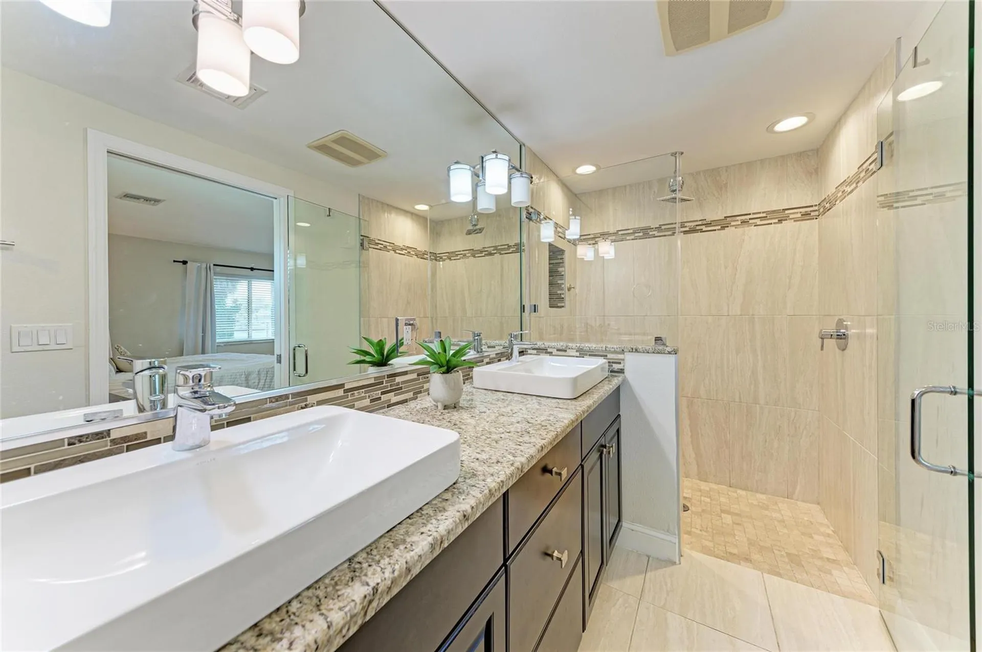 5507 Contento Drive Sarasota FL 34242