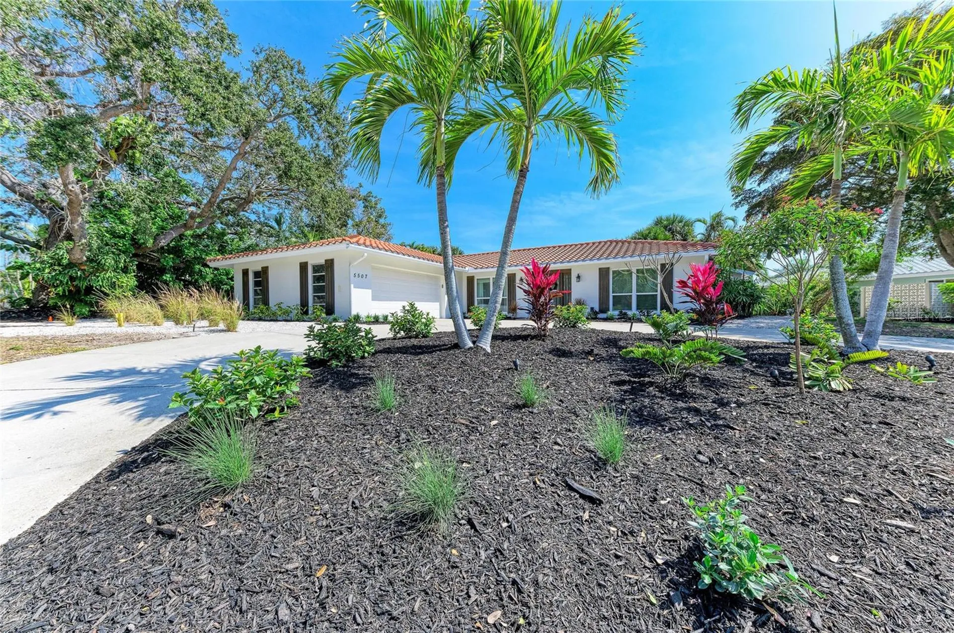 5507 Contento Drive Sarasota FL 34242