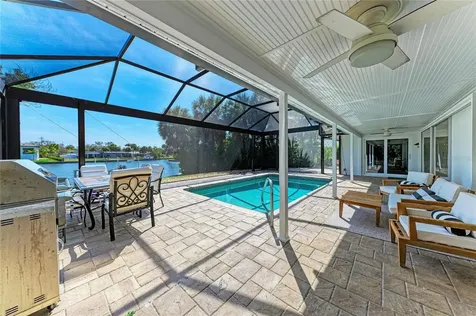 5507 Contento Drive Sarasota FL 34242