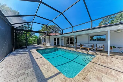5507 Contento Drive Sarasota FL 34242