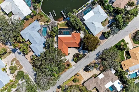 5507 Contento Drive Sarasota FL 34242