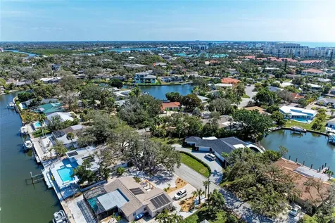 5507 Contento Drive Sarasota FL 34242