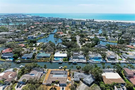 5507 Contento Drive Sarasota FL 34242
