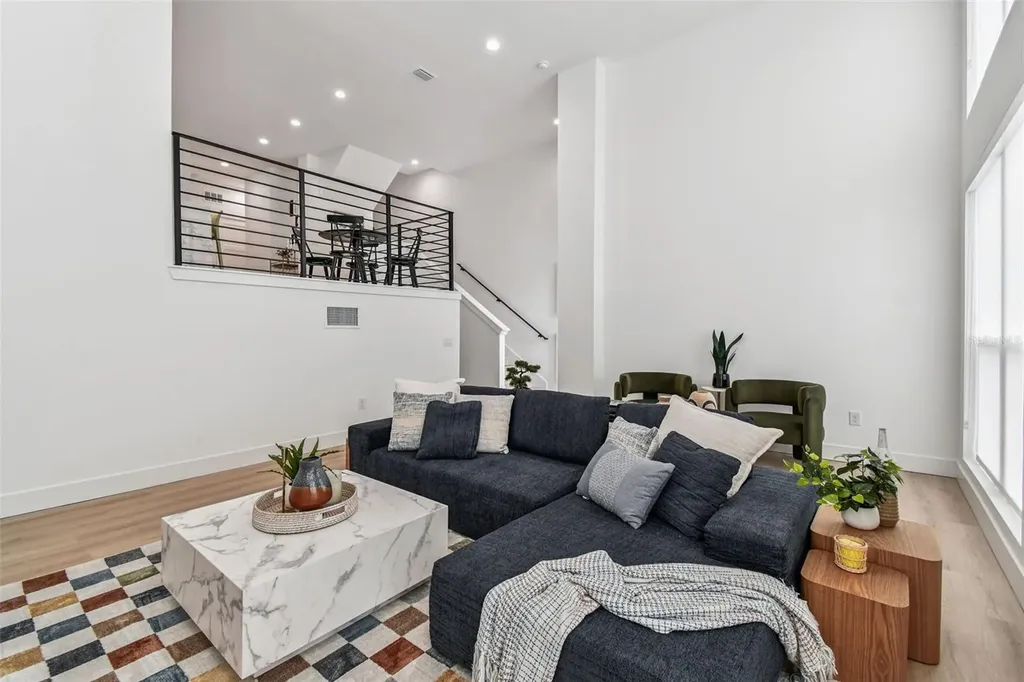 3840 Pompano Drive SE St Petersburg FL 33705