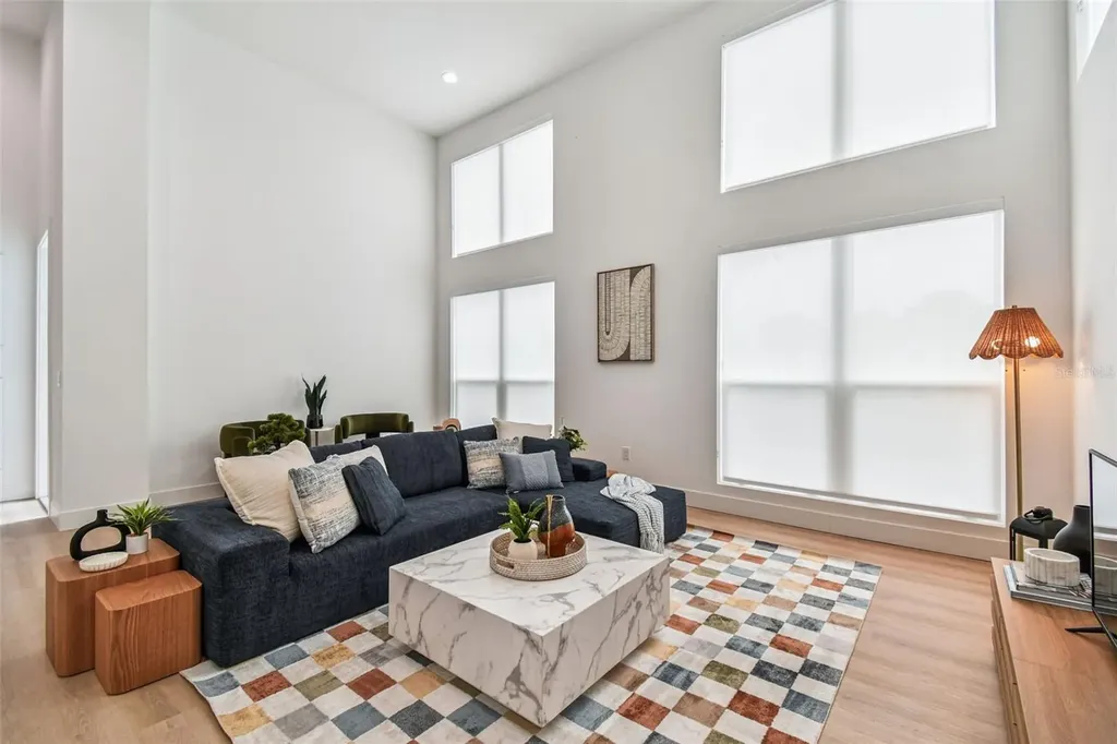 3840 Pompano Drive SE St Petersburg FL 33705