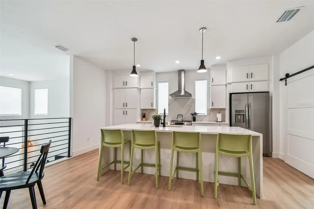 3840 Pompano Drive SE St Petersburg FL 33705