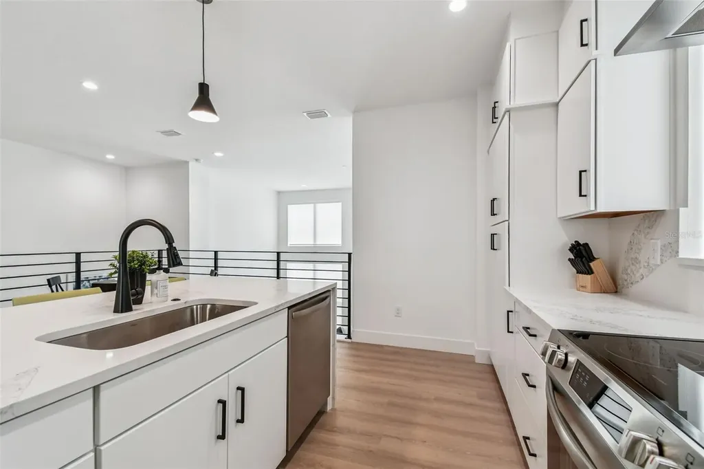 3840 Pompano Drive SE St Petersburg FL 33705