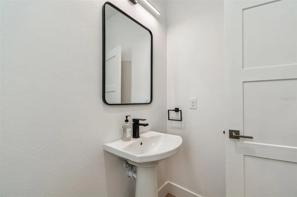 3840 Pompano Drive SE St Petersburg FL 33705