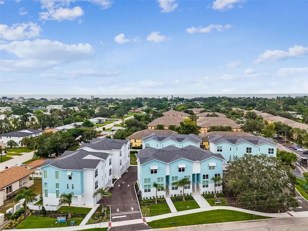 3840 Pompano Drive SE St Petersburg FL 33705