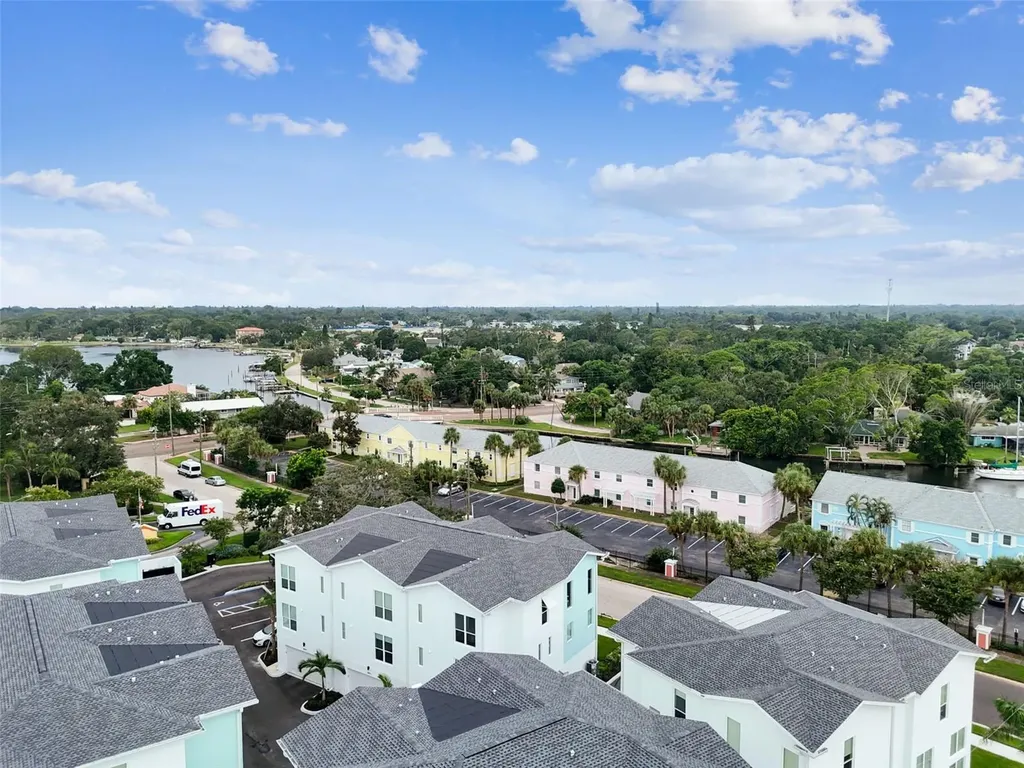 3840 Pompano Drive SE St Petersburg FL 33705