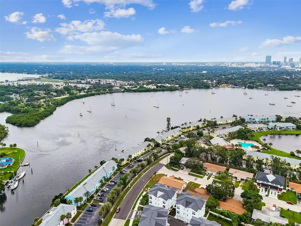 3840 Pompano Drive SE St Petersburg FL 33705