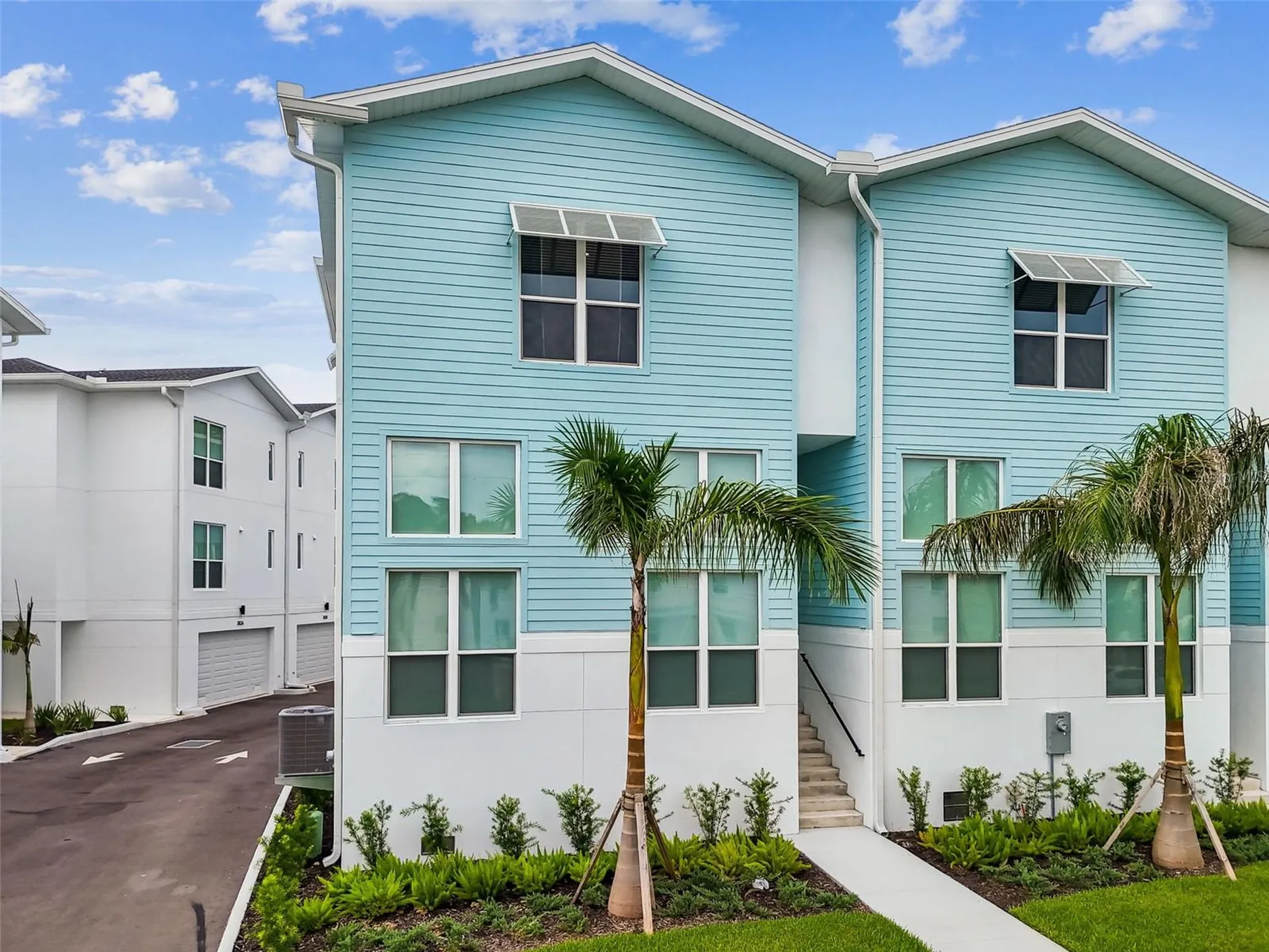 3840 Pompano Drive SE St Petersburg FL 33705