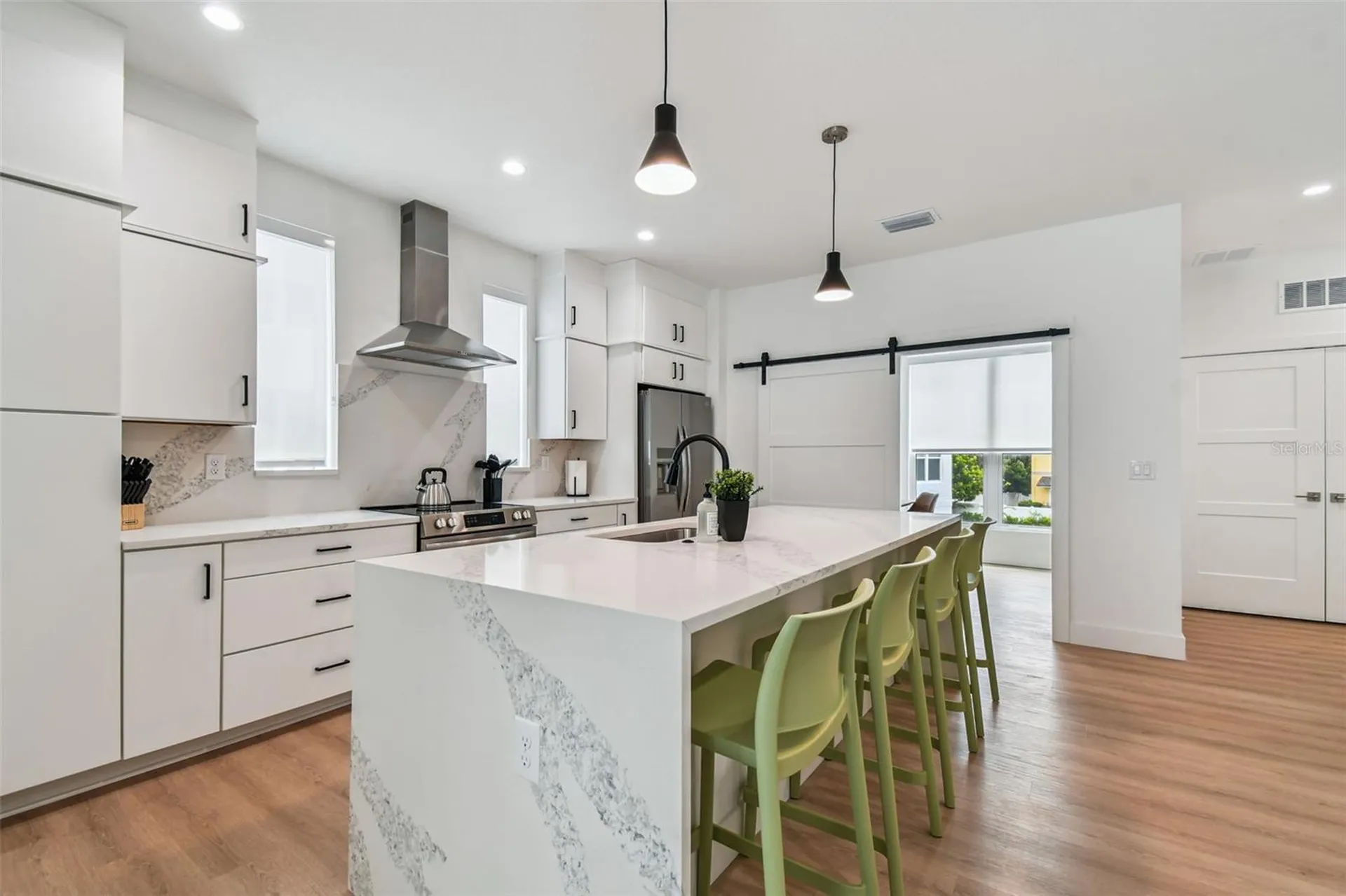 3840 Pompano Drive SE St Petersburg FL 33705