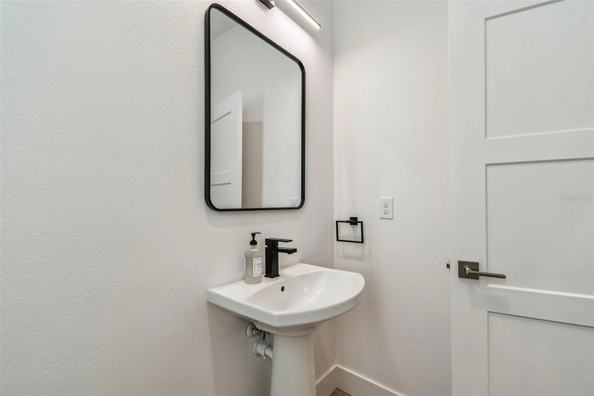 3840 Pompano Drive SE St Petersburg FL 33705