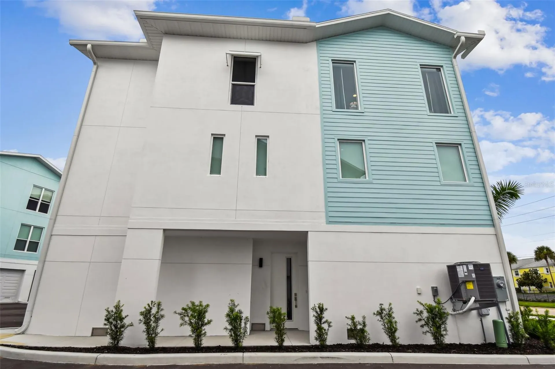 3840 Pompano Drive SE St Petersburg FL 33705