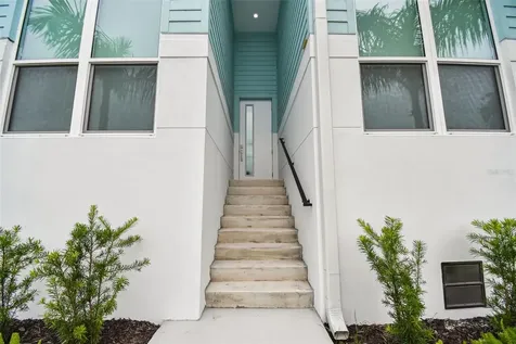 3840 Pompano Drive SE St Petersburg FL 33705