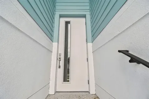 3840 Pompano Drive SE St Petersburg FL 33705