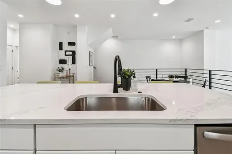 3840 Pompano Drive SE St Petersburg FL 33705