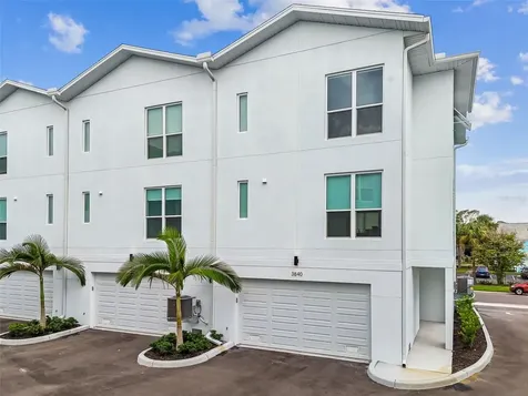 3840 Pompano Drive SE St Petersburg FL 33705