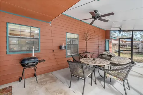 2560 NE 46 Lane Ocala FL 34479