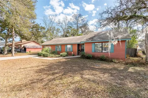 2560 NE 46 Lane Ocala FL 34479