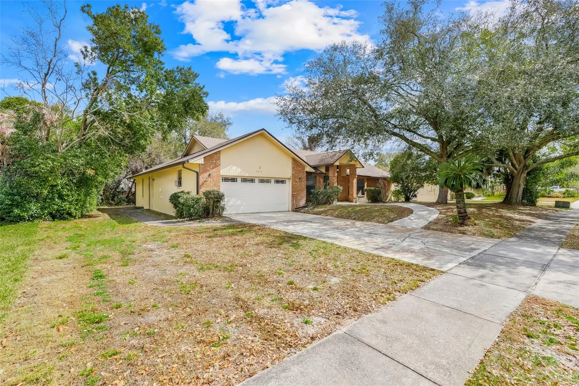 6219 Merridith Erin Lane Orlando FL 32819
