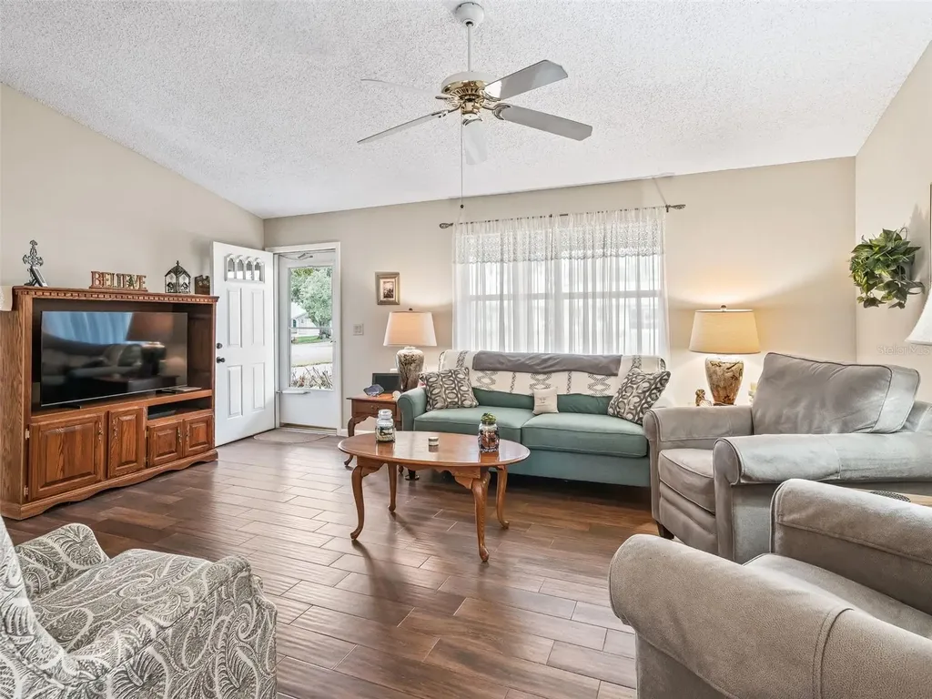 2003 Tweed Court Leesburg FL 34788
