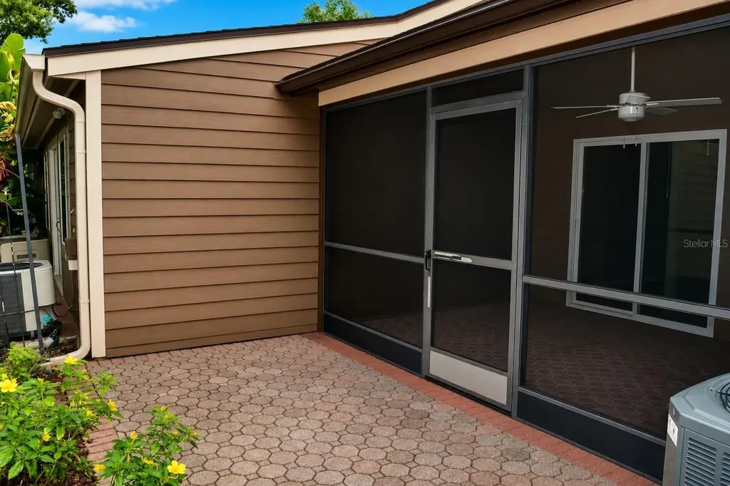 5306 Ridgewell Court Tampa FL 33624