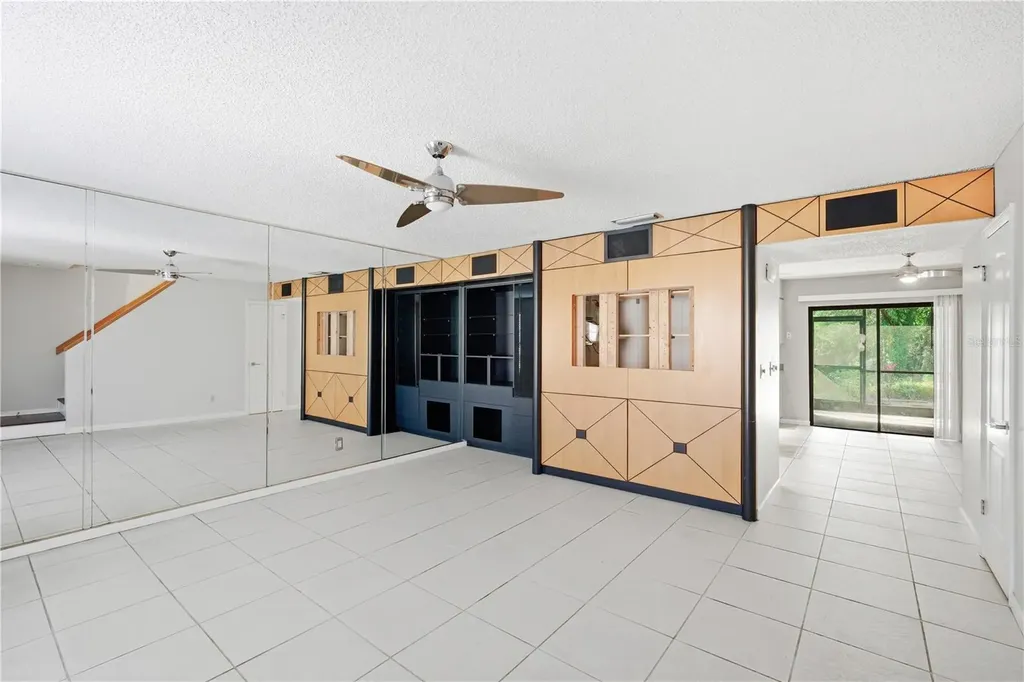 5306 Ridgewell Court Tampa FL 33624