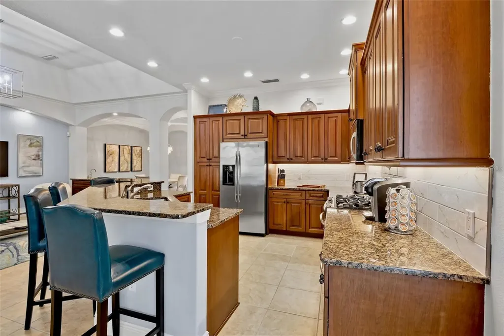 5013 Hanging Moss Lane Sarasota FL 34238