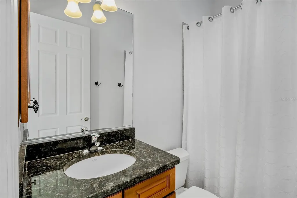 5013 Hanging Moss Lane Sarasota FL 34238