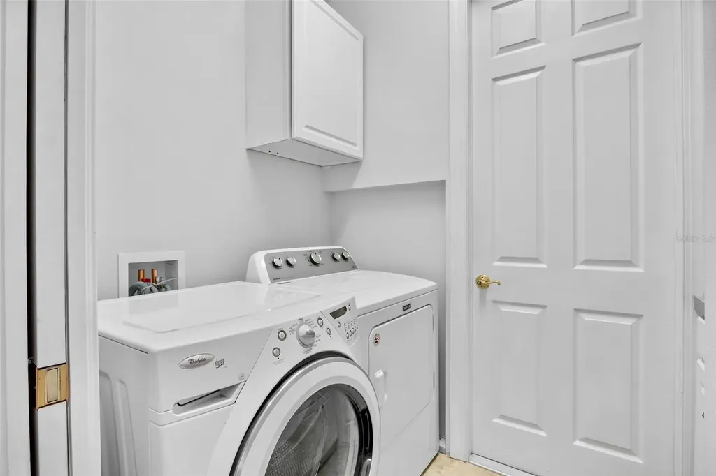 5013 Hanging Moss Lane Sarasota FL 34238