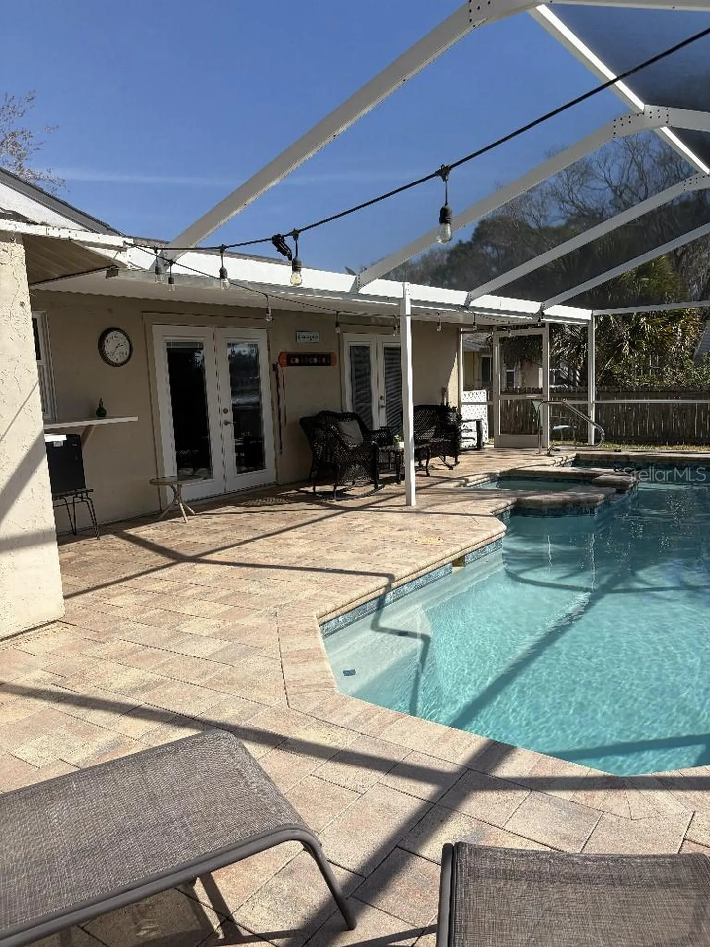 408 Lakeview Drive Oldsmar FL 34677