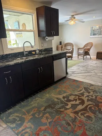 408 Lakeview Drive Oldsmar FL 34677