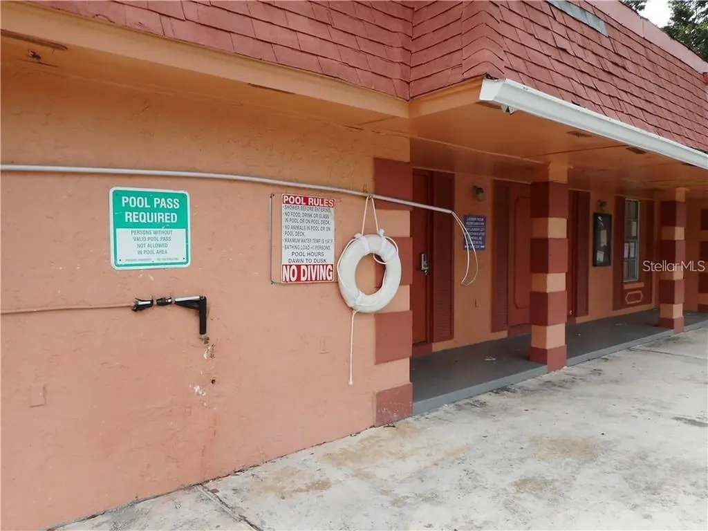 2929 W Oak Ridge Road Orlando FL 32809