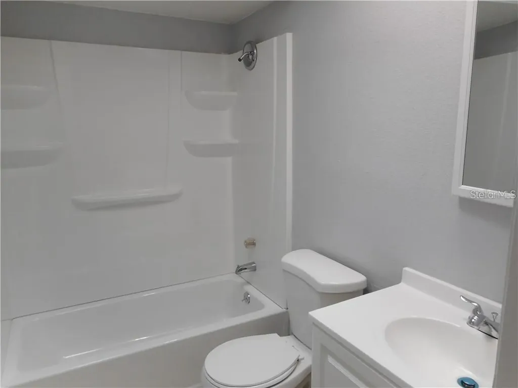 2929 W Oak Ridge Road Orlando FL 32809