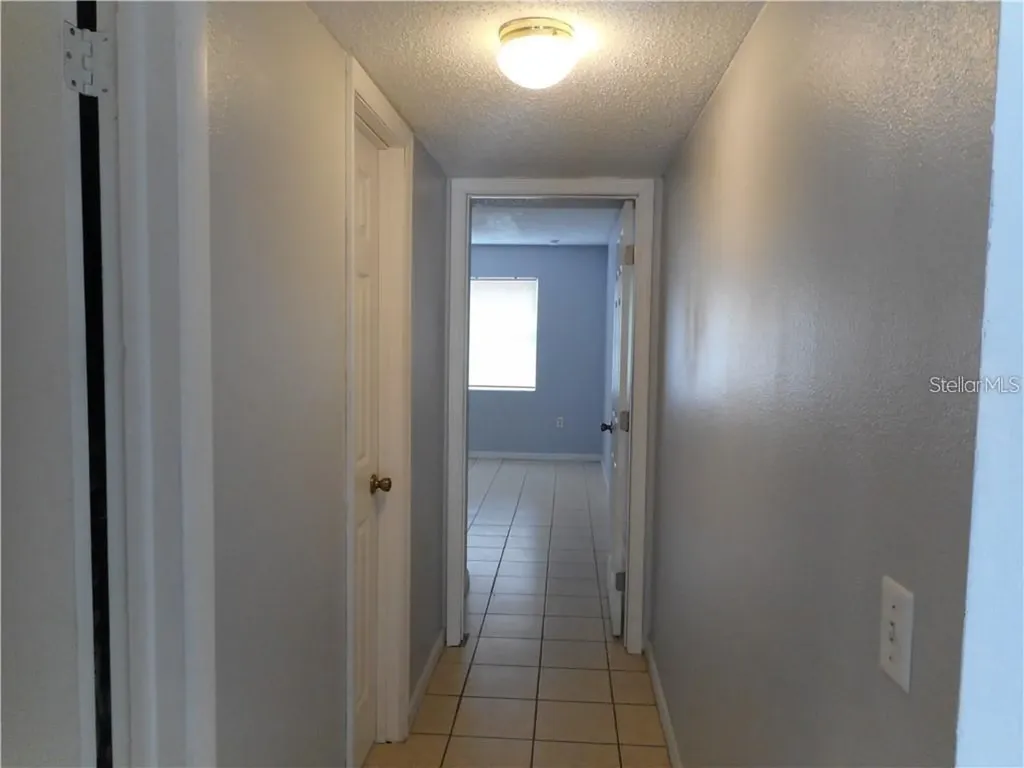2929 W Oak Ridge Road Orlando FL 32809