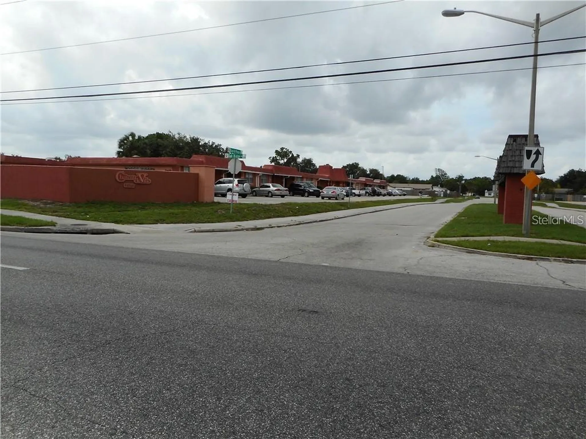 2929 W Oak Ridge Road Orlando FL 32809